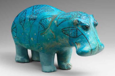 Ceramiczna figurka hipopotama z Egiptu sprzed ponad 4 tysięcy lat