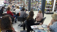 O nowościach autorów hiszpańskojęzycznych z perspektywy księgarza. Wizyta w Książnicy Polskiej