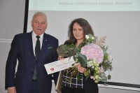 Anna Matysiak odbiera nagrod WAWRZYN 2018 za ksik 